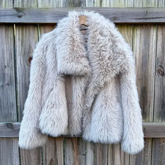 ZARA Faux Fur Cropped Jacket - Picture 7 of 8